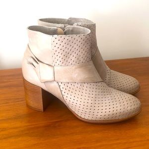 Johnston & Murphy Felice Bootie sz 6.5